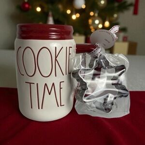 RAE DUNN Holiday Christmas "COOKIE  TIME " Mason Jar Mug With Cookie Cutter NEW